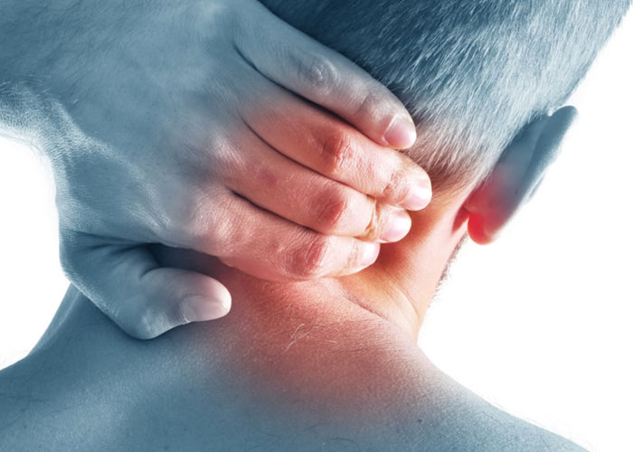 Neck Pain on the Right Side: What You Should Know - Stridewell